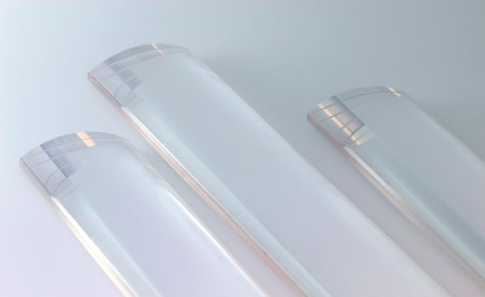 Cylindrical lenses